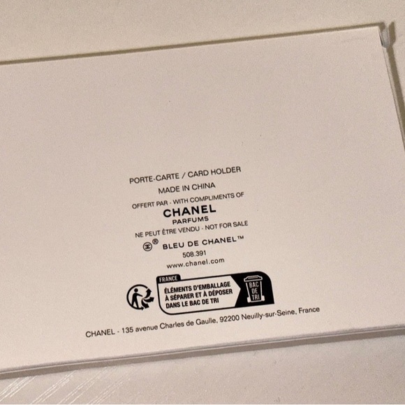 CHANEL Parfums Bleu De Chanel Wallet Cardholder for Men Limited Edition - Picture 6 of 6